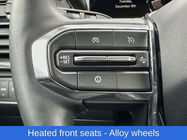 Used 2025 GMC Acadia Elevation image 9