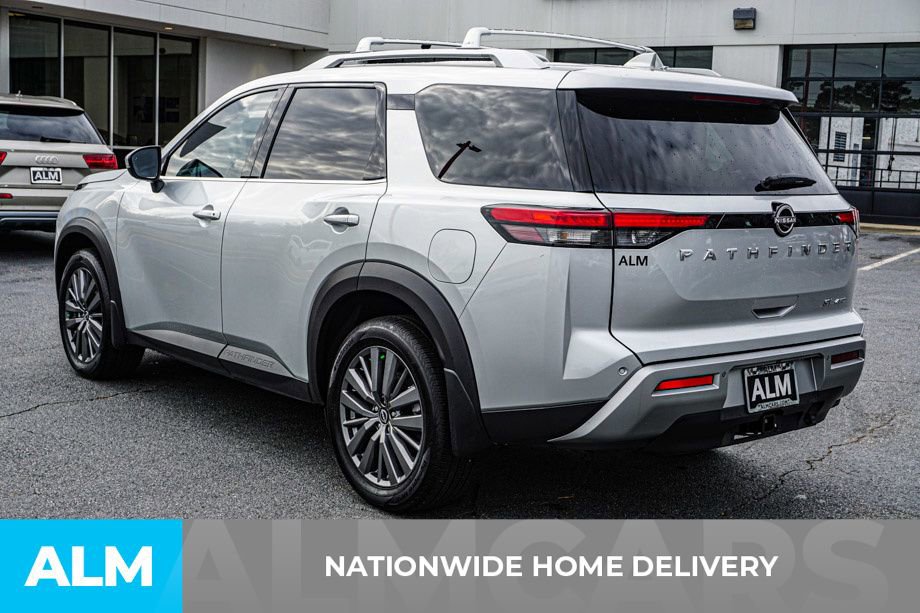 Used 2025 Nissan Pathfinder SL w/ SL Premium Package image 5