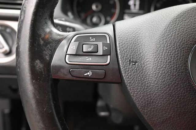 Used 2015 Volkswagen Passat 1.8T Sport FWD image 18