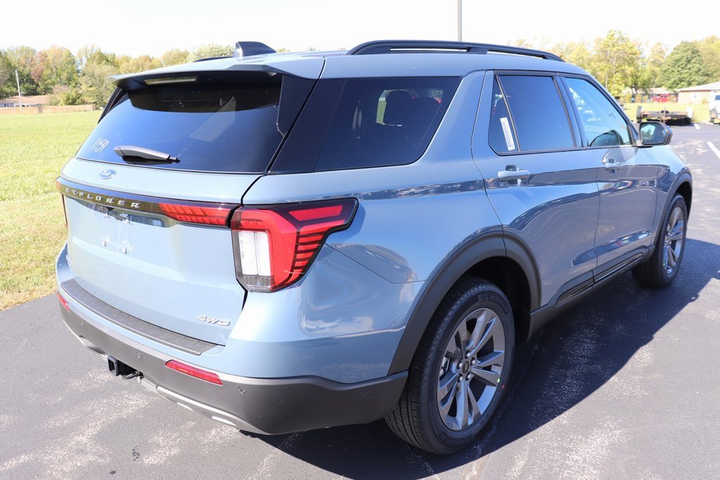 New 2026 Ford Explorer Active image 19
