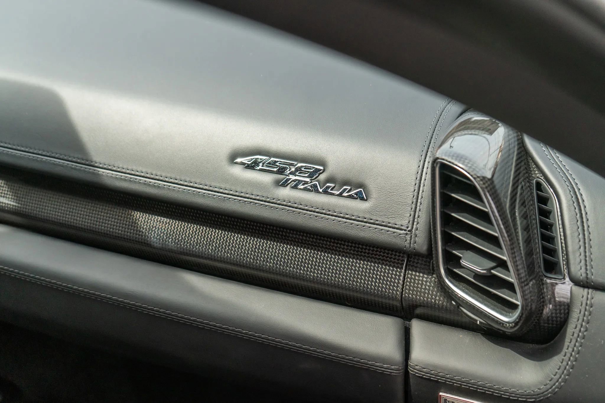 Used 2011 Ferrari 458 Italia Coupe image 65