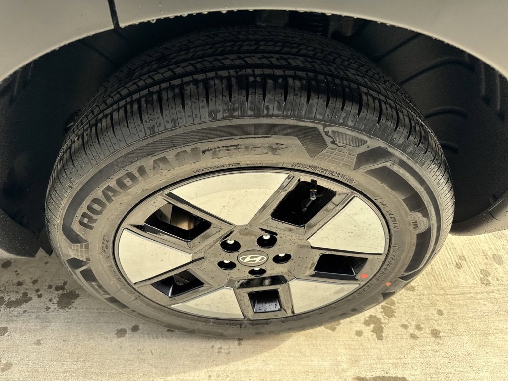 New 2026 Hyundai Santa Fe SE image 23