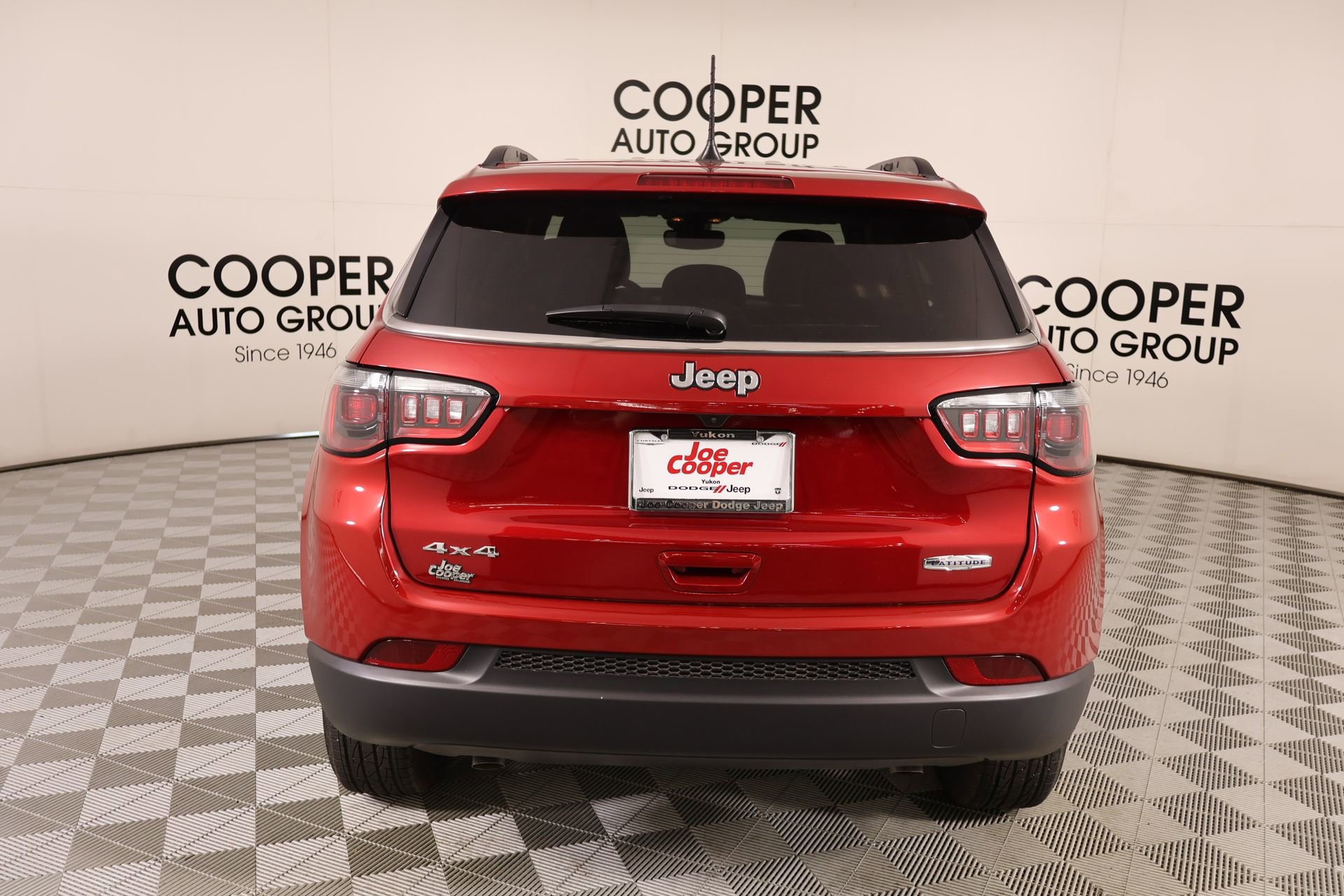Used 2025 Jeep Compass Latitude image 21
