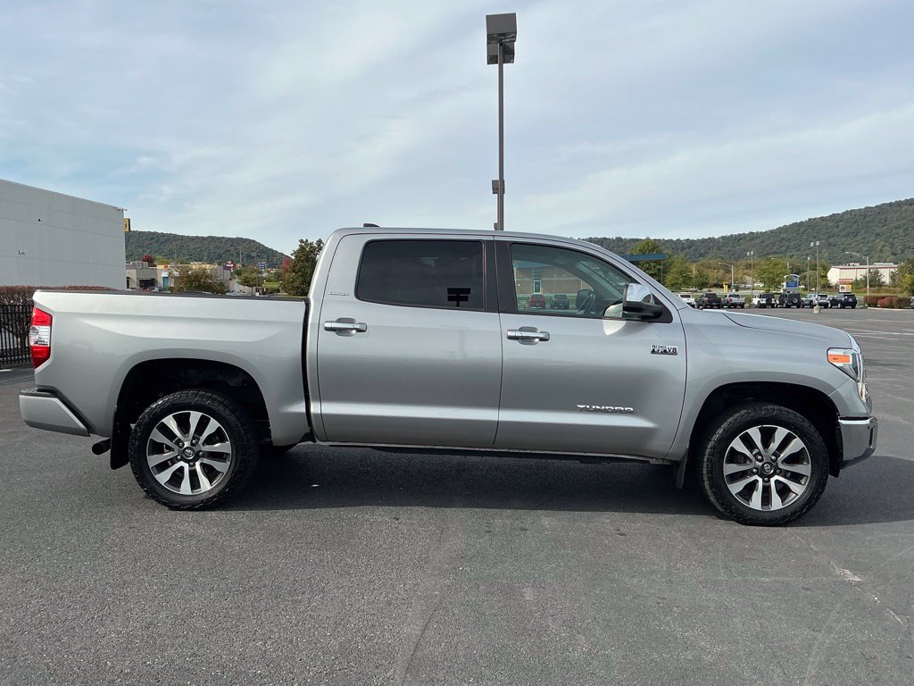 Used 2020 Toyota Tundra Limited w/ Limited Premium Package AWD/4WD image 4