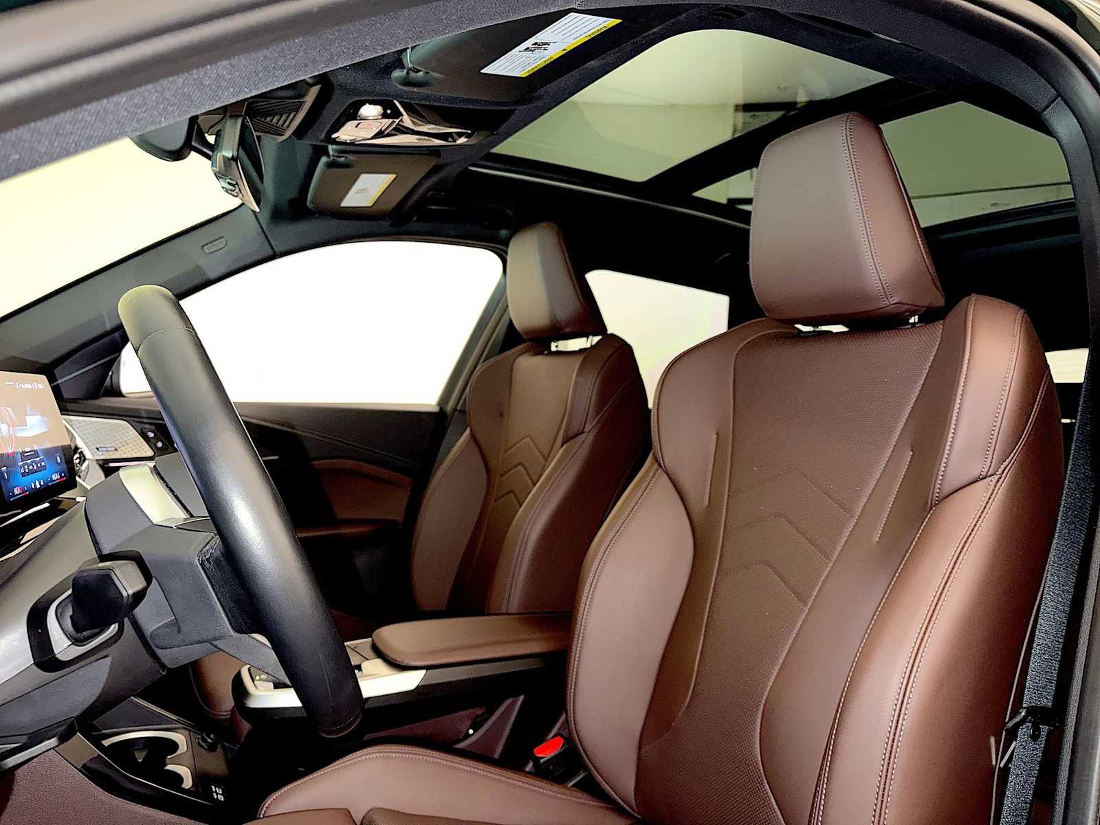 Certified 2024 BMW X1 xDrive28i w/ Premium Package image 19