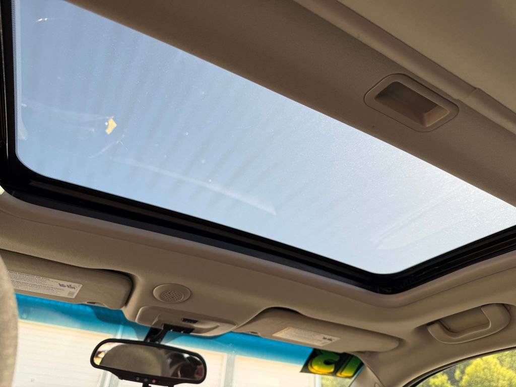 Used 2013 Chevrolet Impala LT w/ LT Sunroof Package FWD image 29