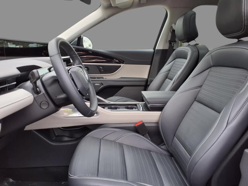 New 2025 Lincoln Nautilus Reserve AWD/4WD image 5