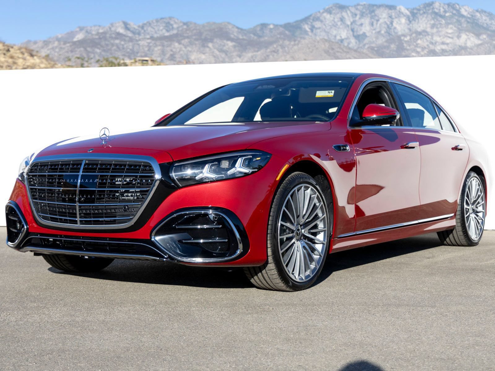 New 2027 Mercedes-Benz S 580 4MATIC Sedan image 2