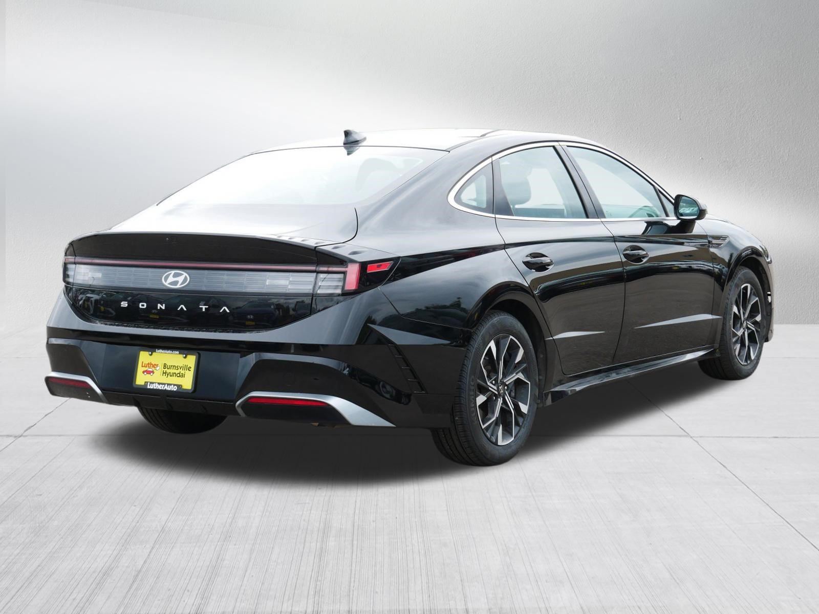 Certified 2025 Hyundai Sonata SEL FWD image 7