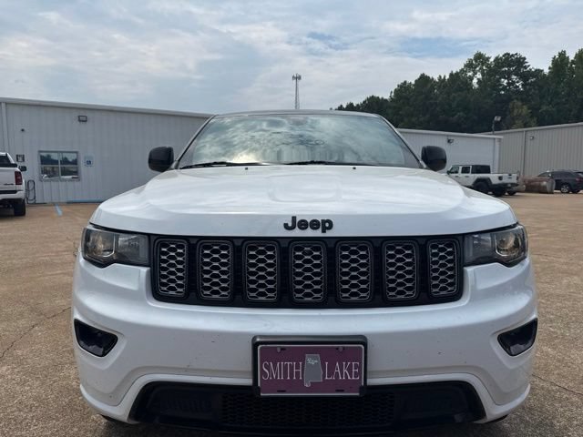 Used 2019 Jeep Grand Cherokee Altitude AWD/4WD image 2