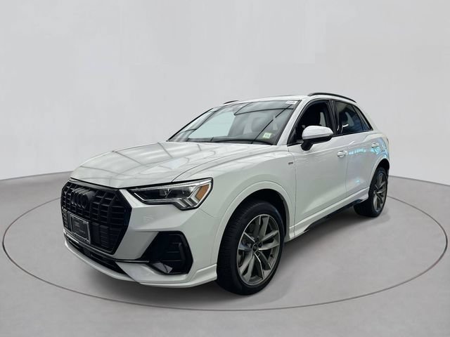 Used 2025 Audi Q3 2.0T Premium w/ Convenience Package AWD/4WD image 1