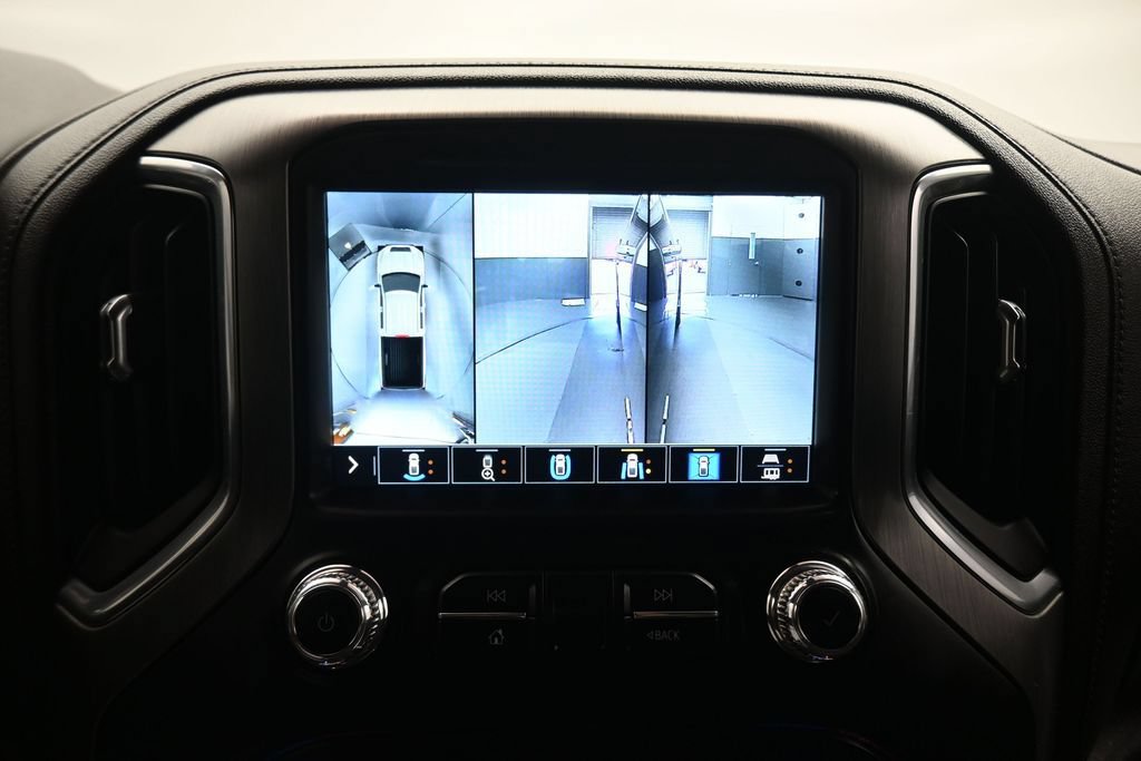 Used 2023 GMC Sierra 2500 Denali w/ Denali Black Diamond Edition AWD/4WD image 27