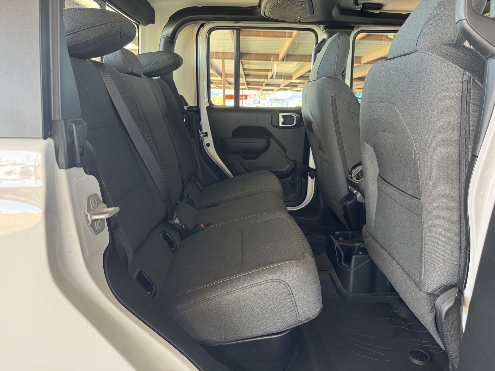 New 2026 Jeep Gladiator Sport image 31