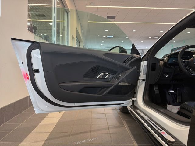 Used 2020 Audi R8 V10 performance image 15