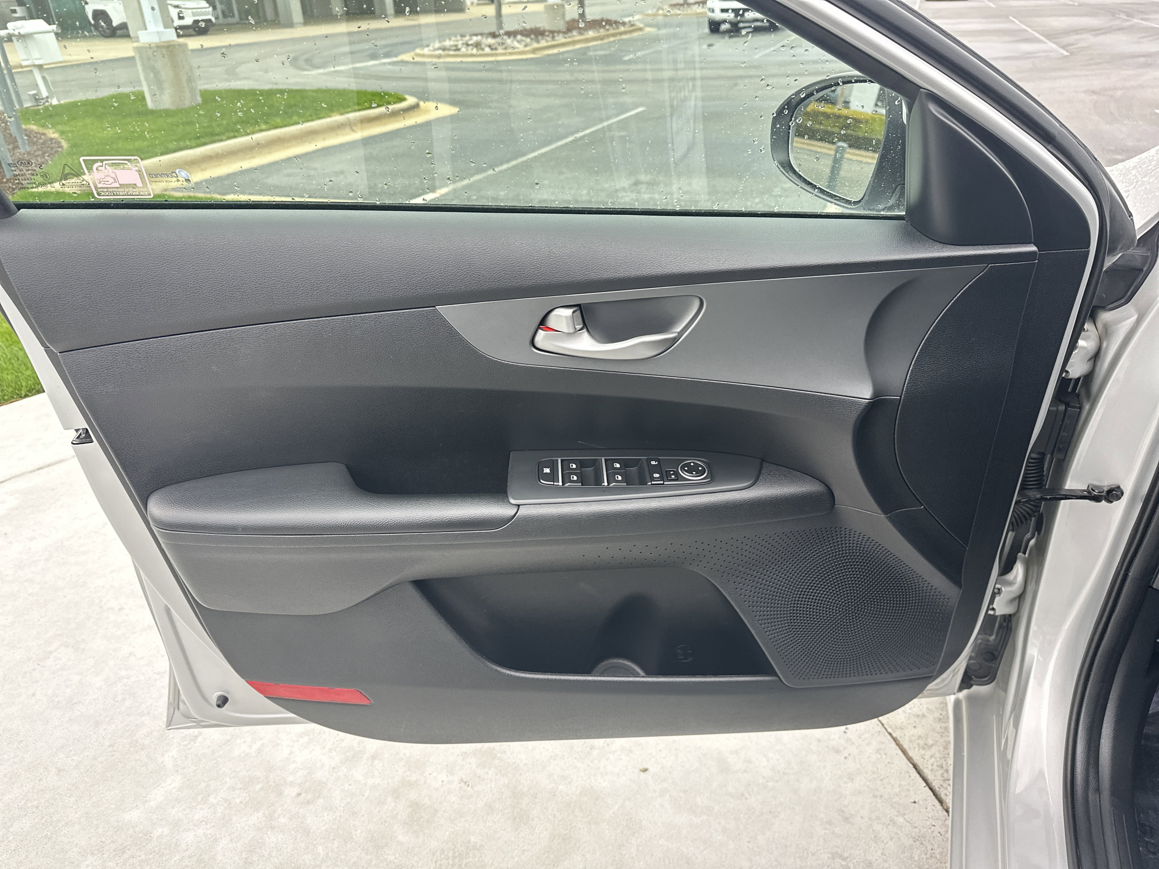 Used 2019 Kia Forte LXS image 14