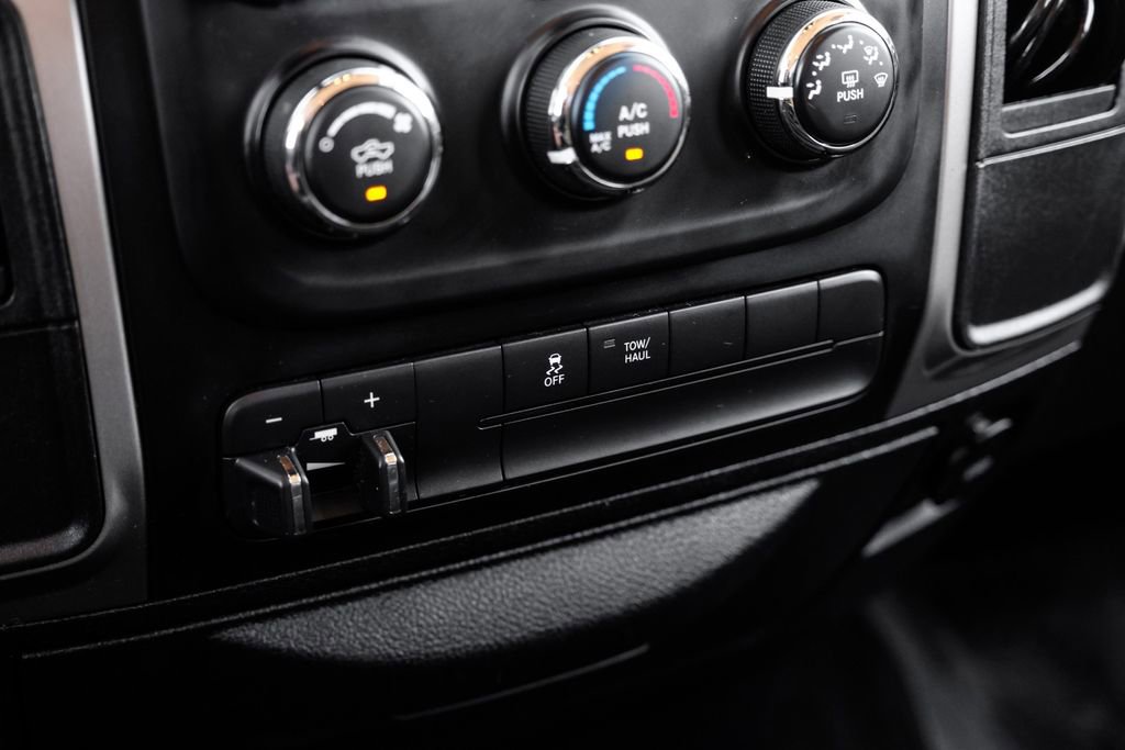 Used 2015 RAM 2500 SLT image 20