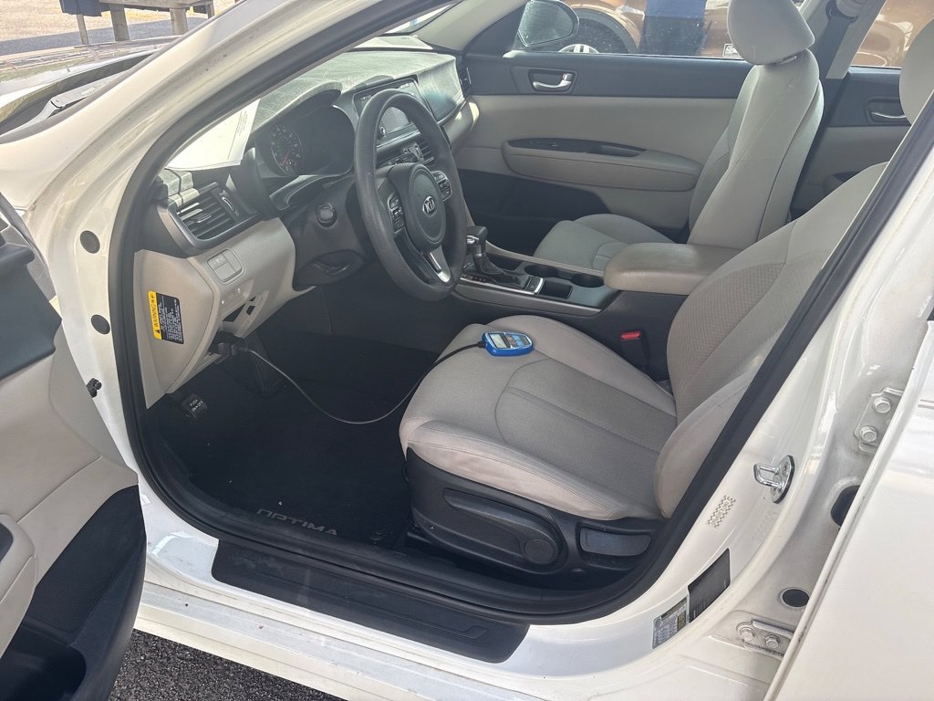 Used 2016 Kia Optima LX FWD image 11