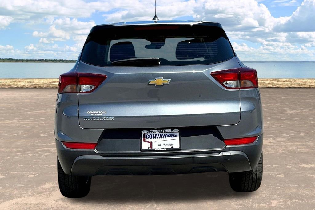 Used 2022 Chevrolet TrailBlazer LS image 7