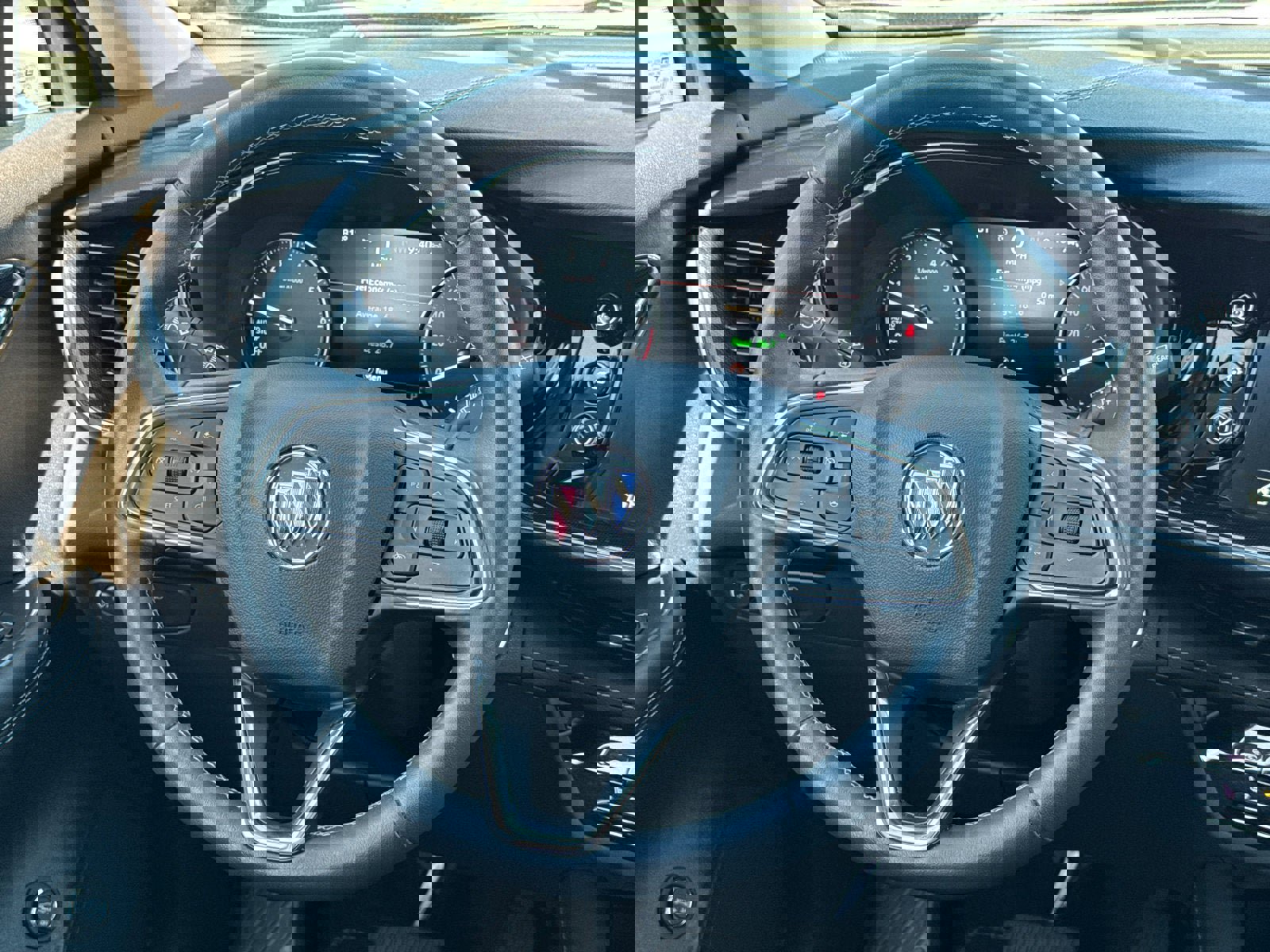 Certified 2023 Buick Envision Essence image 22