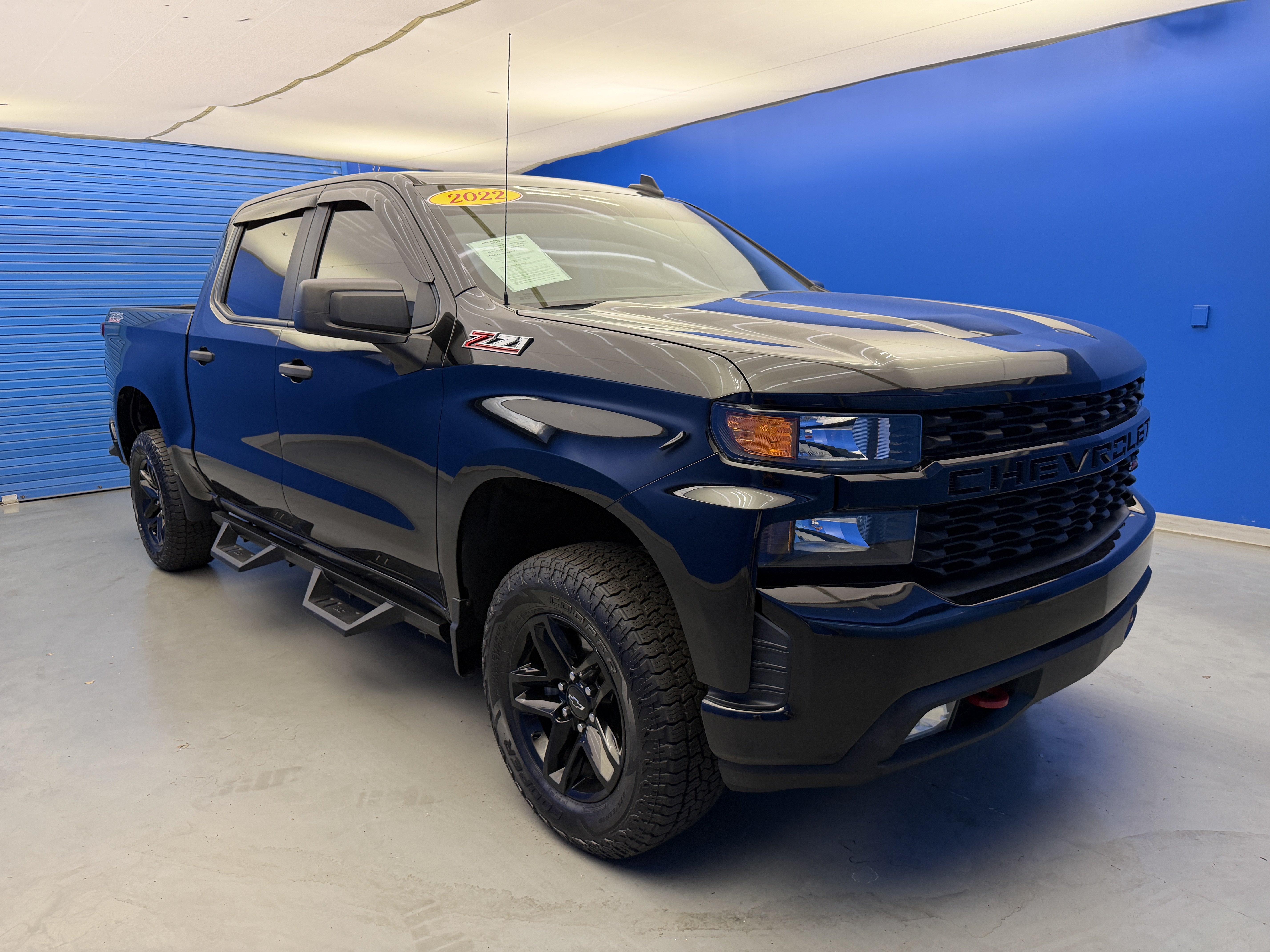 Used 2022 Chevrolet Silverado 1500 Custom Trail Boss AWD/4WD image 2