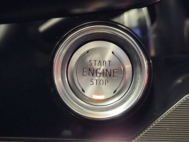 Used 2021 Chevrolet Corvette Stingray Preferred Conv w/ Z51 Performance Package RWD image 16