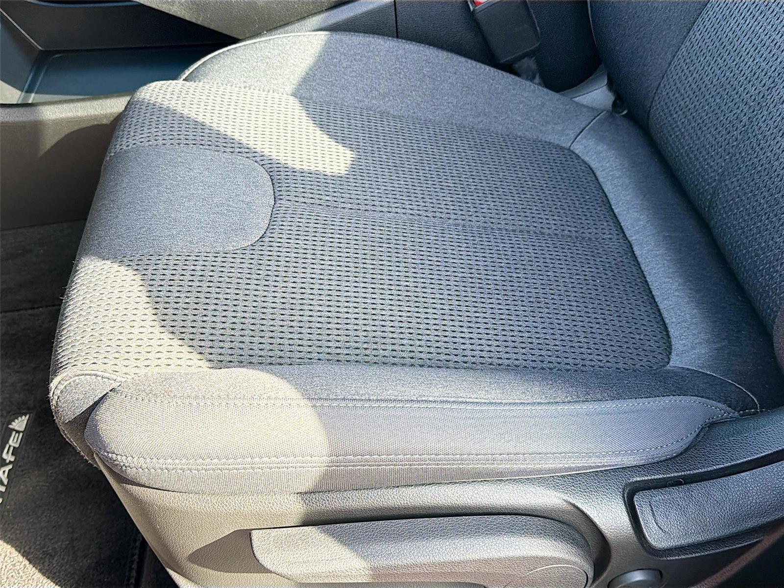 Used 2022 Hyundai Santa Fe SE image 19