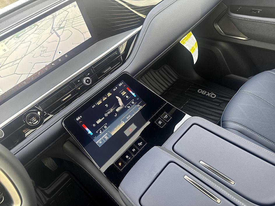 New 2026 INFINITI QX80 4WD image 18