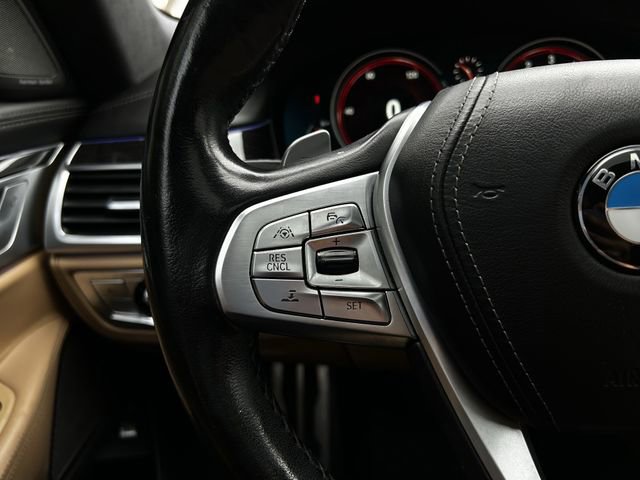 Used 2016 BMW 750i xDrive AWD/4WD image 15