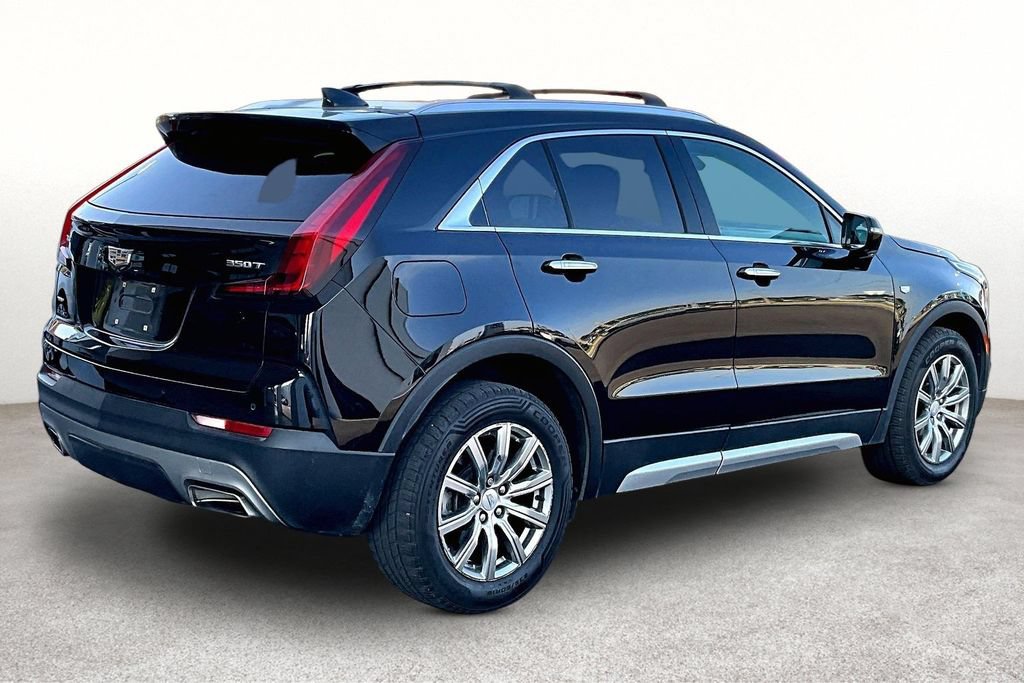 Used 2021 Cadillac XT4 Premium Luxury w/ Cold Weather Package AWD/4WD image 2