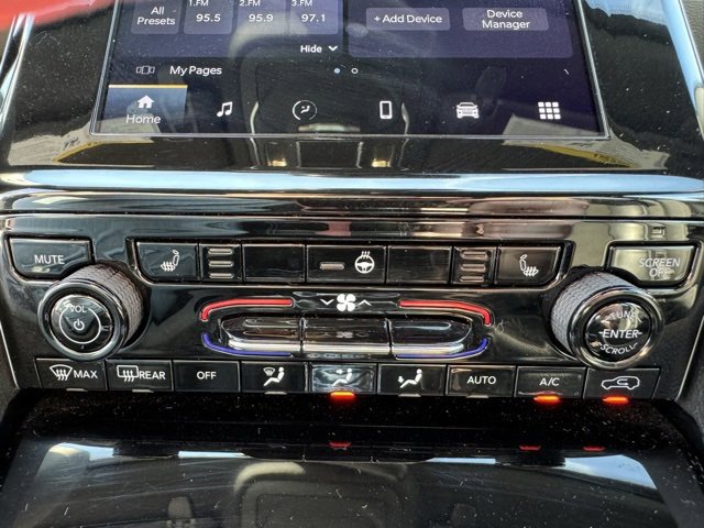 Used 2023 Jeep Grand Cherokee L Altitude image 16