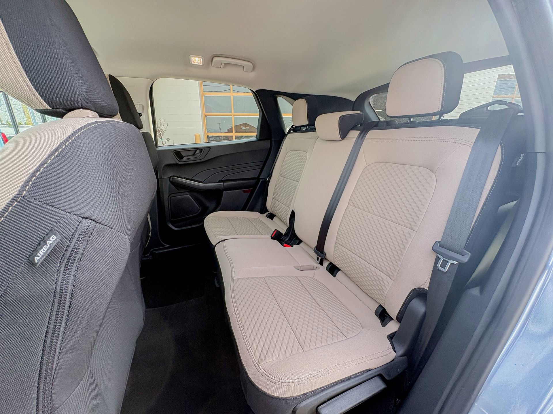 Used 2022 Ford Escape SE image 21