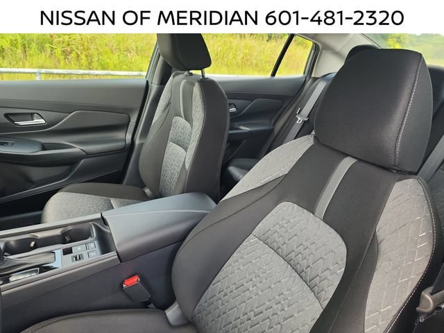 New 2027 Nissan Sentra SV w/ SV Convenience Package FWD image 3