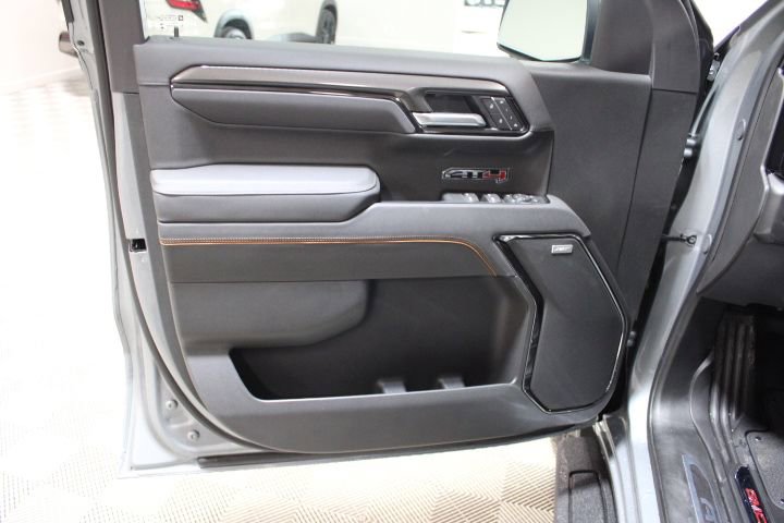 New 2026 GMC Sierra 1500 AT4 w/ AT4 Premium Package image 18