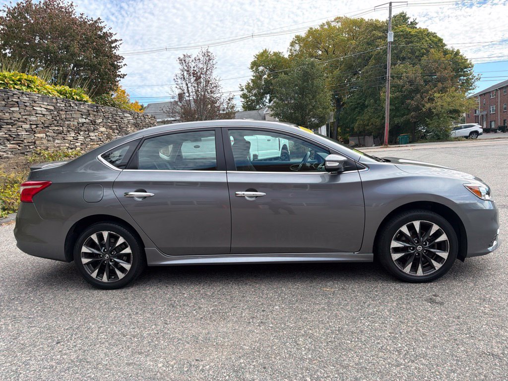 Used 2018 Nissan Sentra SR w/ Technology Package FWD image 7