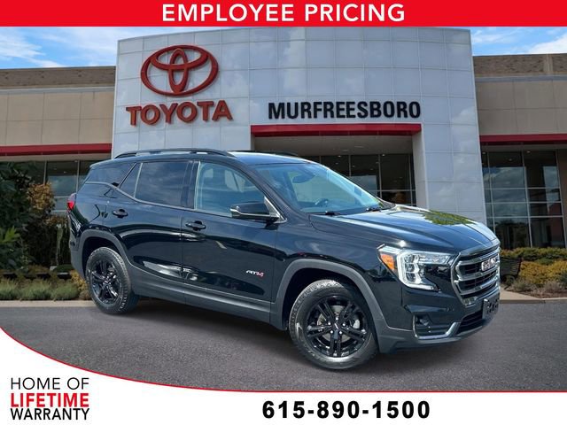 Used 2023 GMC Terrain AT4 AWD/4WD image 1