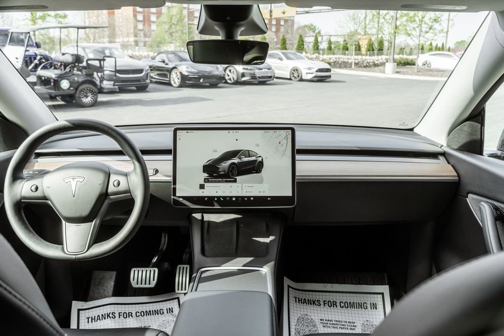 Used 2022 Tesla Model Y Performance AWD/4WD image 7