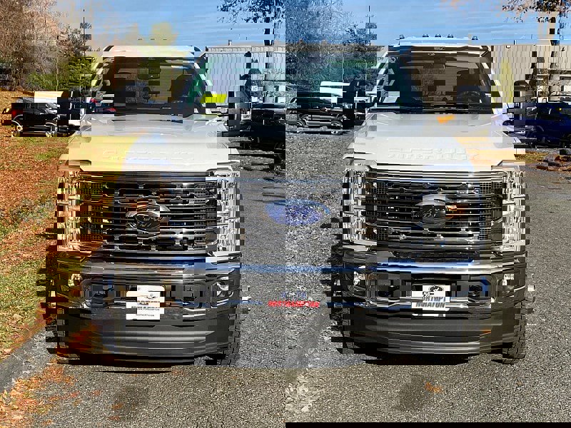 New 2026 Ford F450 XLT w/ XLT Value Package image 2