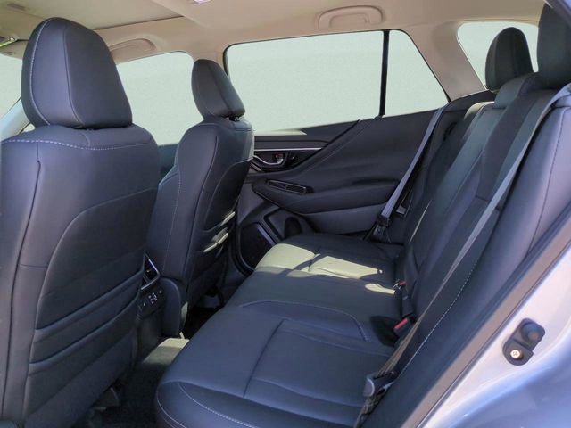 Used 2025 Subaru Outback Limited w/ Popular Package #2 image 29