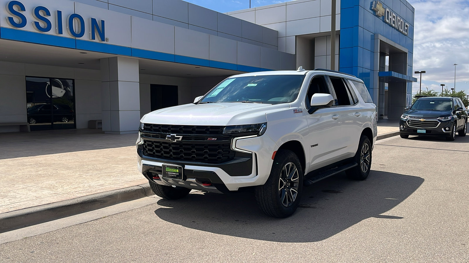 Used 2024 Chevrolet Tahoe Z71 AWD/4WD image 3