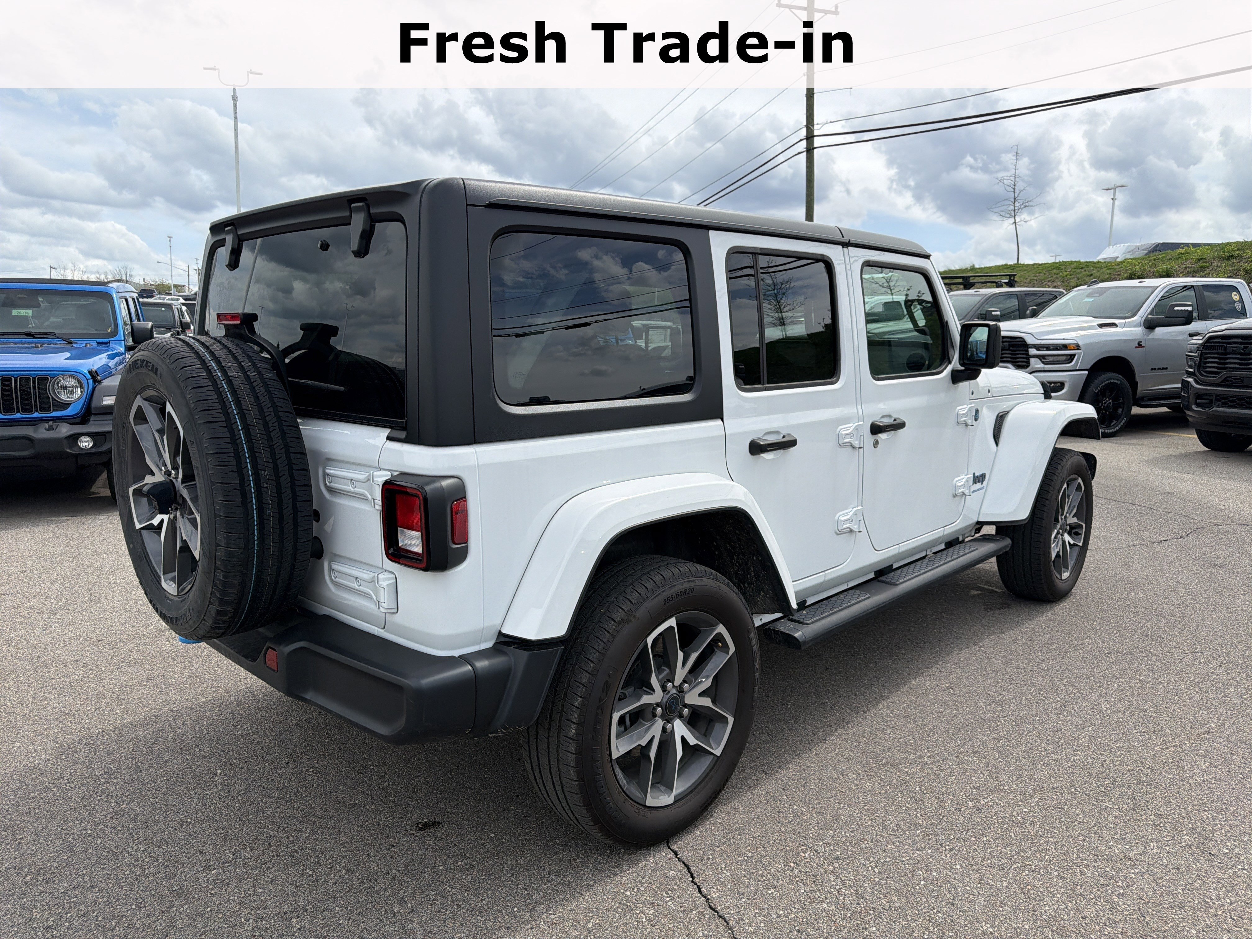 Used 2024 Jeep Wrangler Sport S w/ Convenience Group image 11
