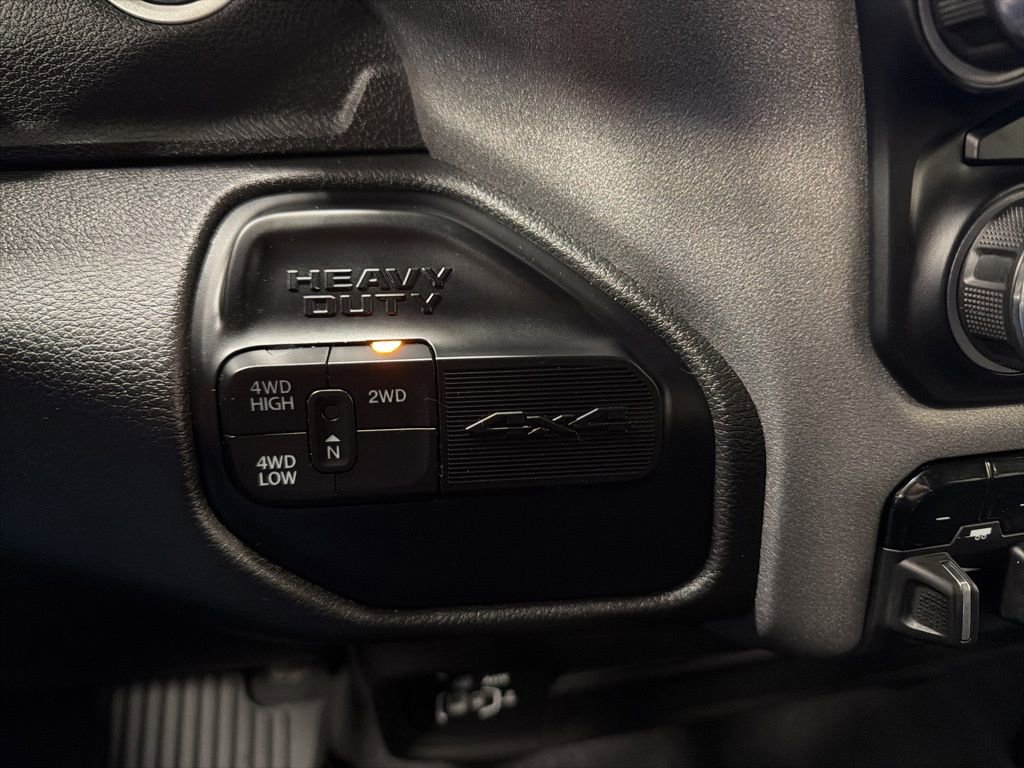 Used 2024 RAM 2500 Tradesman w/ Chrome Appearance Group image 9