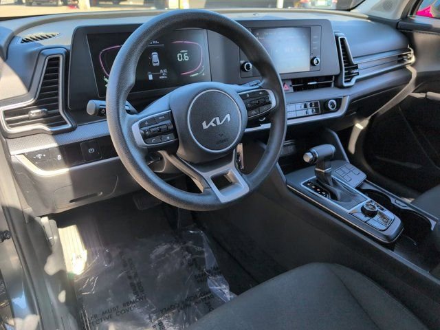 Used 2024 Kia Sportage LX image 15