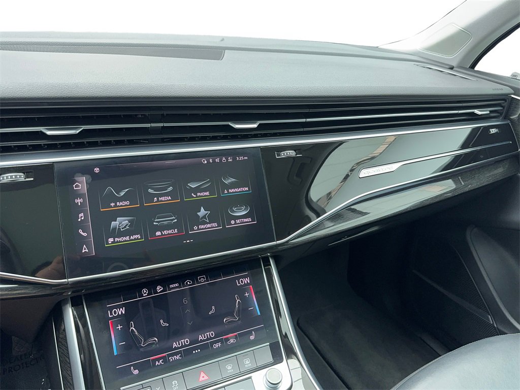 Used 2021 Audi Q7 3.0T Premium Plus image 21