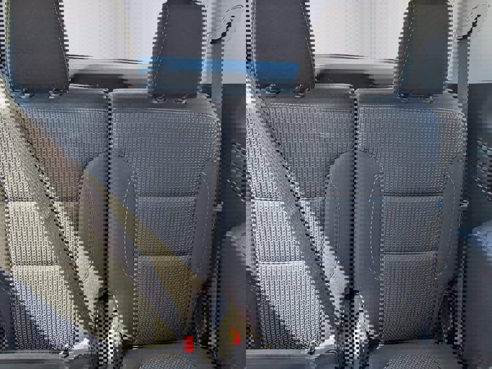 Certified 2023 GMC Acadia SLE w/ Driver Convenience Package image 9