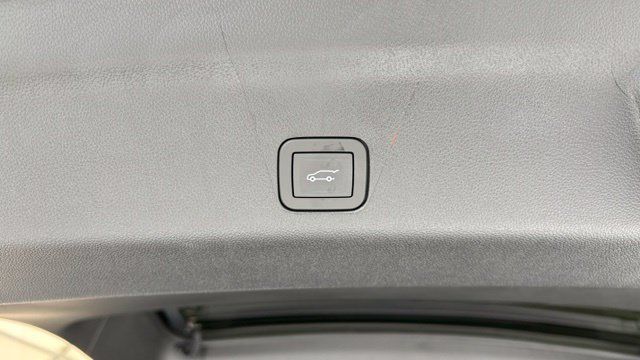 New 2026 Chevrolet Tahoe High Country AWD/4WD image 6