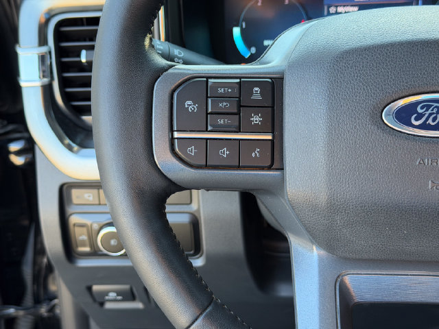 Used 2023 Ford F350 Lariat w/ Lariat Ultimate Package AWD/4WD image 10