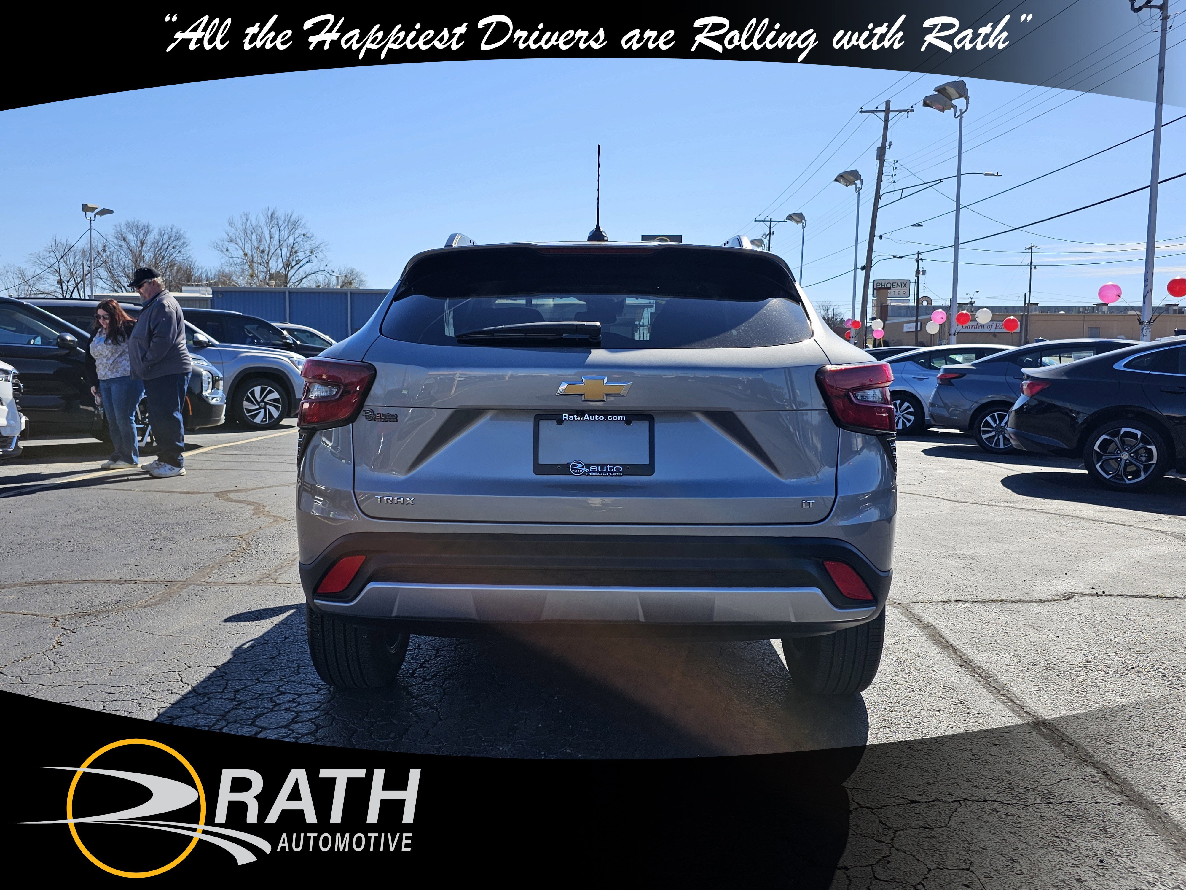 Used 2025 Chevrolet Trax LT image 7