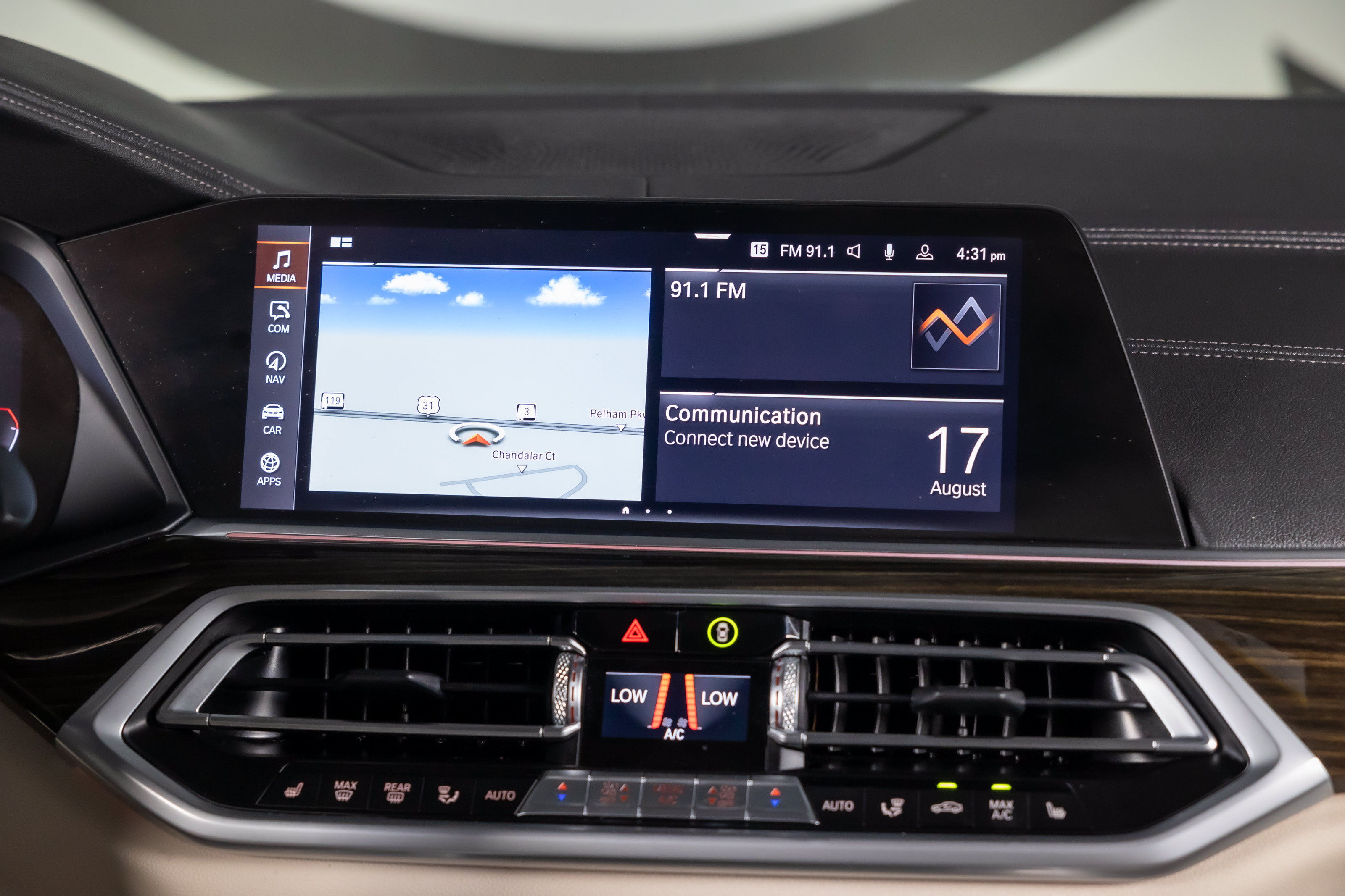 Used 2020 BMW X5 xDrive40i w/ M Sport Package AWD/4WD image 34