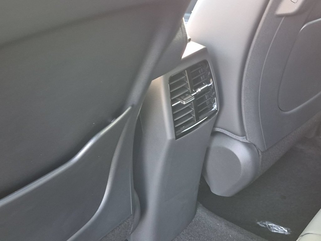 New 2026 Kia Niro EX FWD image 21