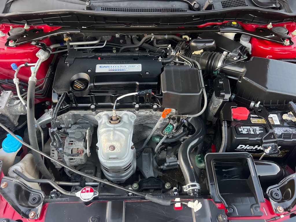 Used 2016 Honda Accord Sport image 39